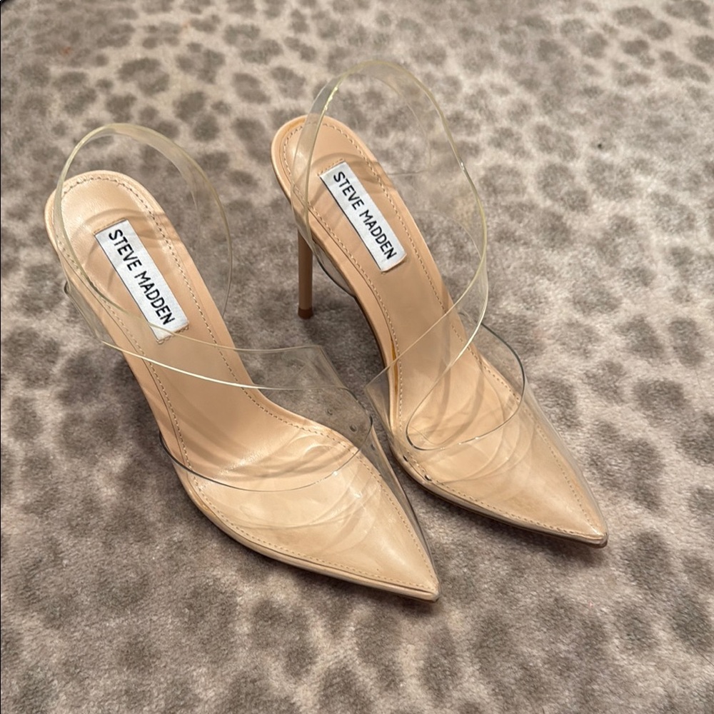 Steve Madden Tan Pointed-Toe Heels